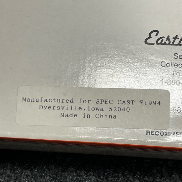 US Army Boeing C-47 Liberty Classics Die Cast Metal collector series Bank NIB - Picture 4 of 5